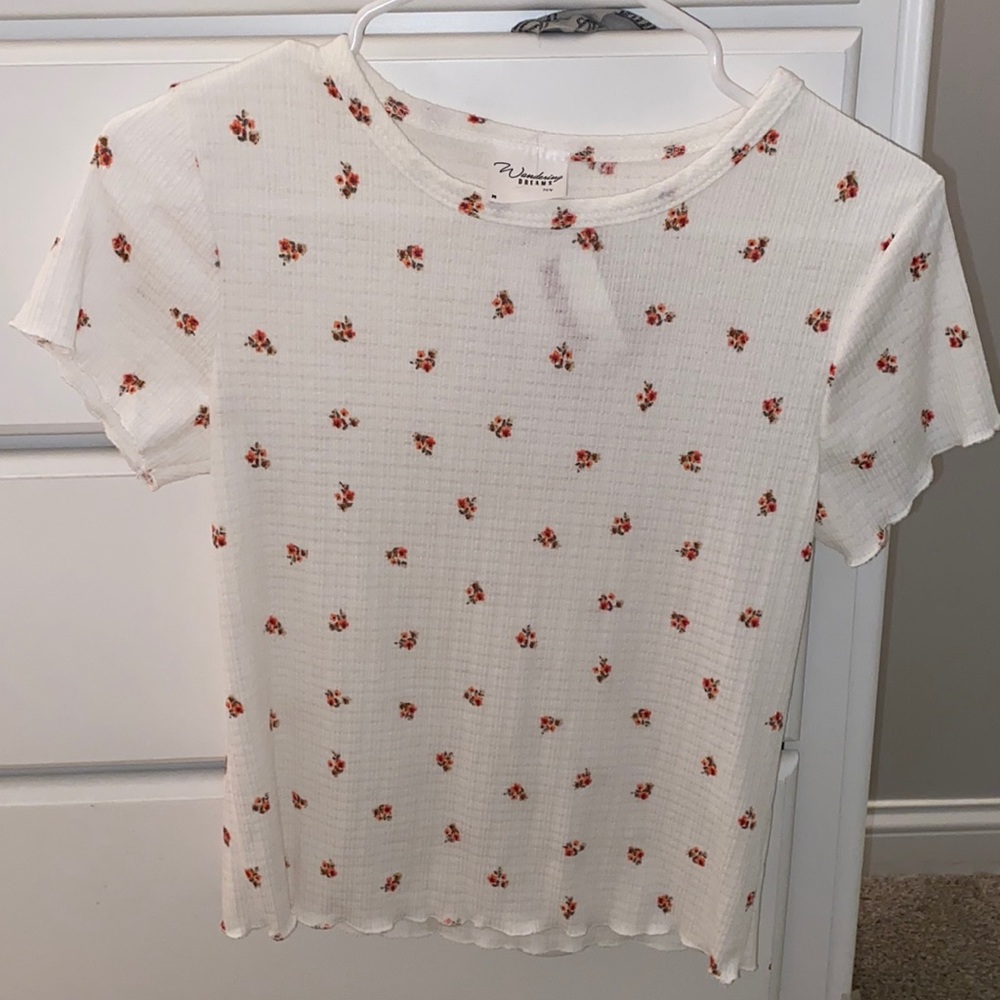 Juniors floral short sleeve